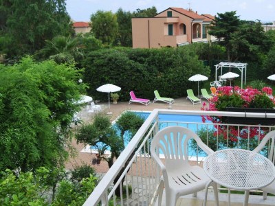 Holiday park Apartment in Loano with garden - Outdoor photo 14