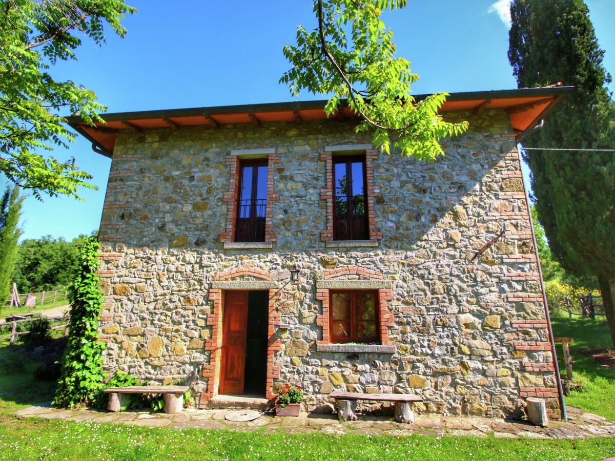 Farmhouse Markantes Bauernhaus, Ortignano - Outdoor photo 3
