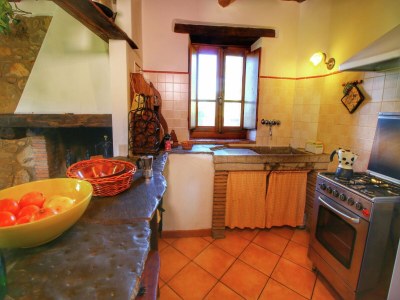Farmhouse Markantes Bauernhaus, Ortignano - Features photo 13