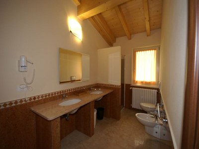 Holiday park Wohnung in Idro mit Pool und Garten - Features photo 11