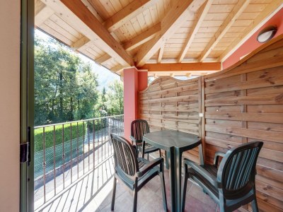 Holiday park Apartment on Lake Idro with Pool - Outdoor photo 10