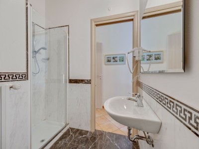 Holiday park Apartment on Lake Idro with Pool - Features photo 20