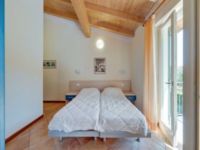 Holiday park Apartment on Lake Idro with Pool - Features photo 26