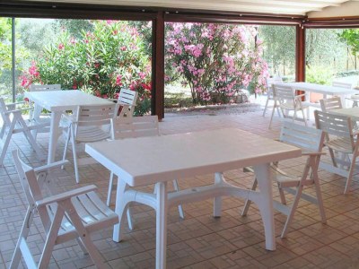 Holiday park Apartment in Imperia with communal pool - Outdoor photo 3
