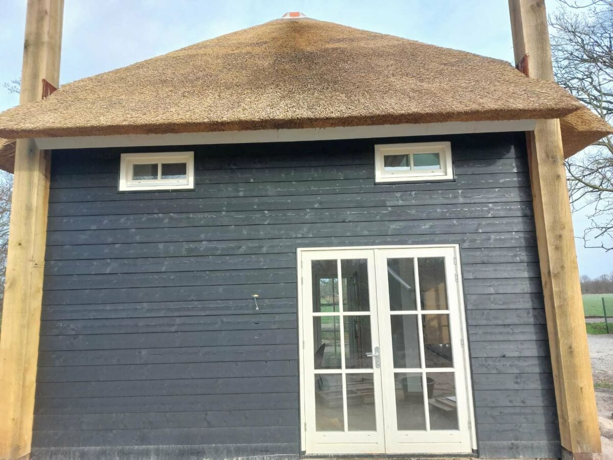 Holiday house Komfortables Ferienhaus mit Garten - Outdoor photo 2