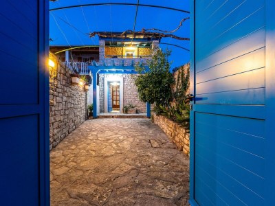 Holiday house Holiday Home in Sukošan near the Sea - Outdoor photo 4