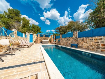 Holiday house Holiday Home in Sukošan near the Sea - Outdoor photo 5