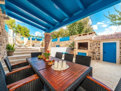 Holiday house Holiday Home in Sukošan near the Sea - Outdoor photo 10