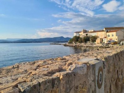 Holiday house Villa in Ampus with Panoramic Views & Pool - Environment photo 29