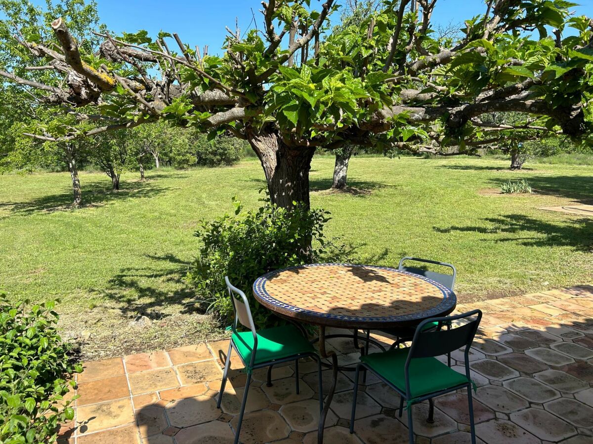 Holiday house Holiday Home in Villecroze with Pool & Garden - Outdoor photo 2