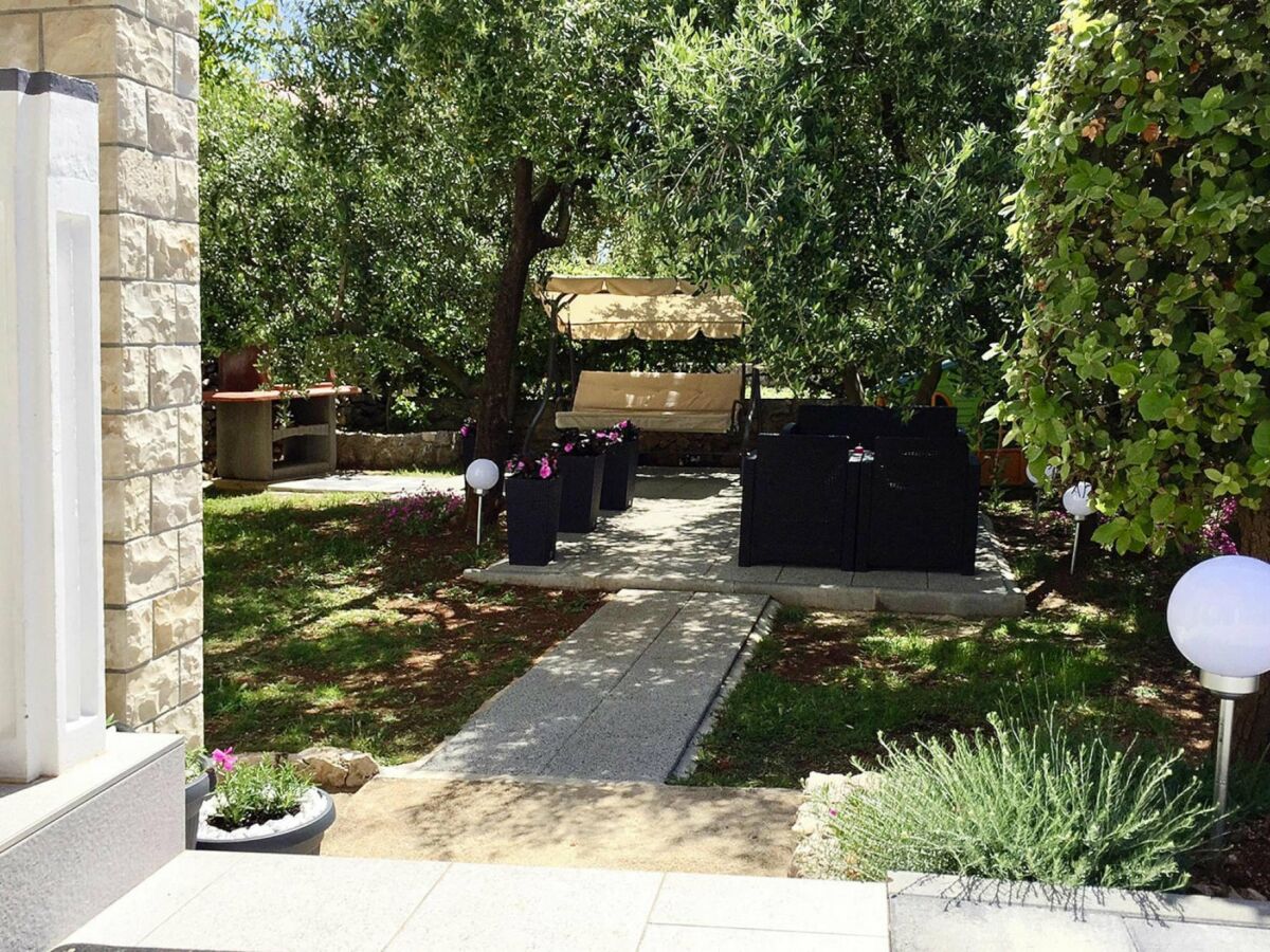 Holiday park Wohnung in Vir nahe Jadro Strand - Outdoor photo 3