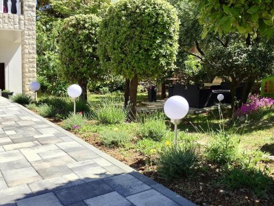 Holiday park Wohnung in Vir nahe Jadro Strand - Outdoor photo 5