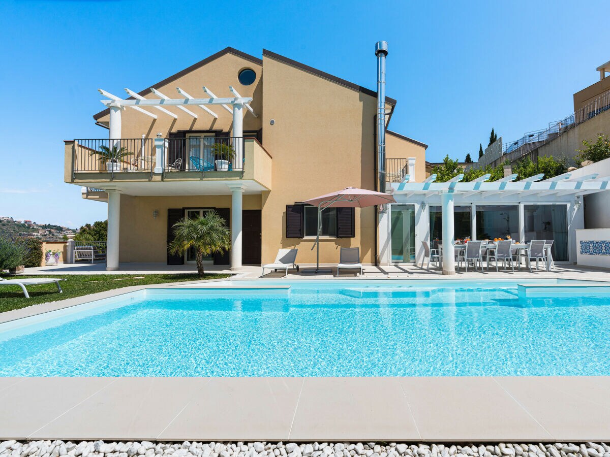 Villa Villa Giutitta