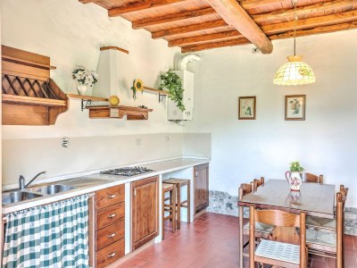 Holiday house Ansprechendes Haus mit Pool - Features photo 25