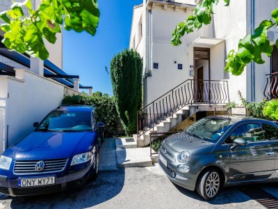 Apartment Apartments Princ Hrvoje- One-Bedroom Apartment with Balcony- 1 - Outdoor photo 2