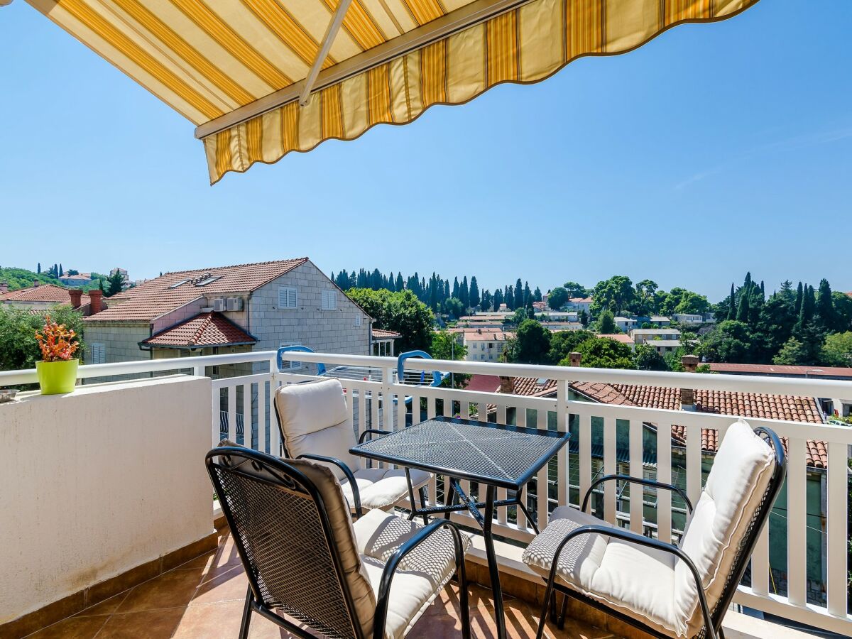 Apartment Apartments Princ Hrvoje- Studio With Balcony - Outdoor photo 2