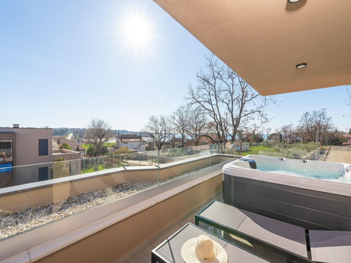 Villa Wohnung in Pula mit Meerblick und Whirlpool - Outdoor photo 2
