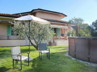 Holiday park Holiday Home in Versilia near Sandy Beaches - Outdoor photo 17