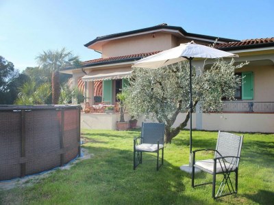 Holiday park Holiday Home in Versilia near Sandy Beaches - Outdoor photo 18