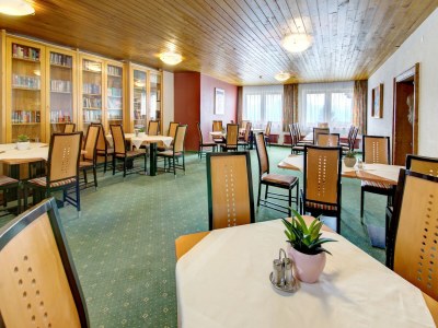 Holiday park Chalet on Zettersfeld with Dolomite Views - Features photo 11