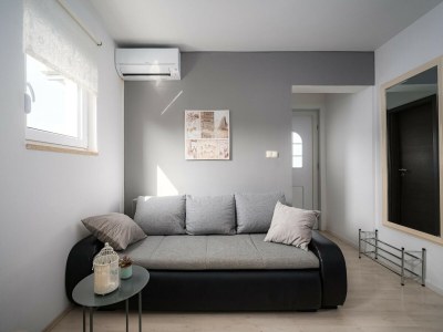 Apartment Beautiful apartment with parking space - Features photo 8