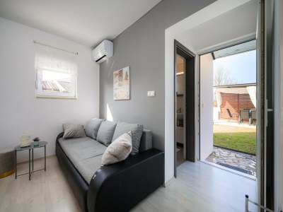 Apartment Beautiful apartment with parking space - Features photo 10