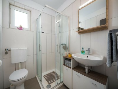 Apartment Beautiful apartment with parking space - Features photo 16