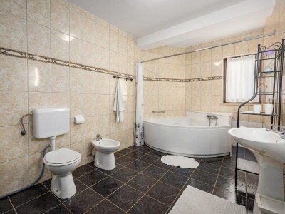 Villa Malerische Villa mit privatem Garten - Features photo 26