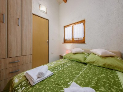 Apartment Nice apartment with pool - Features photo 21