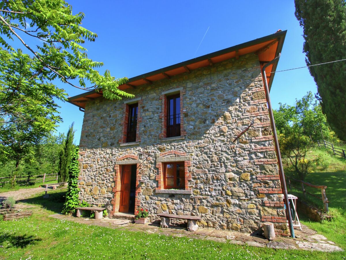 Holiday house Rustic Holiday Home, Ortignano - Outdoor photo 3