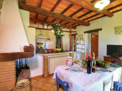 Holiday house Rustic Holiday Home, Ortignano - Features photo 12