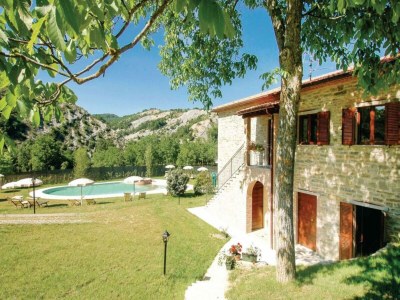 Holiday house Wohnung in Marche mit Pool und Urbino Nähe - Outdoor photo 6