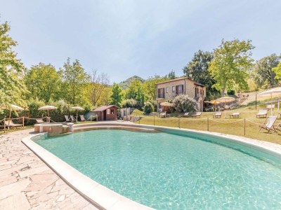 Holiday house Wohnung in Marche mit Pool und Urbino Nähe - Outdoor photo 13