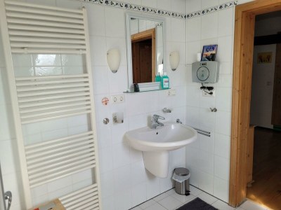 Apartment Gemütliche Ferienwohnung mit 3 Schlafzimmern - Features photo 26