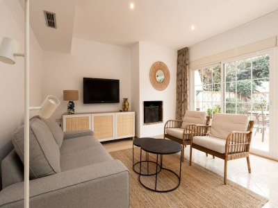 Holiday house Charming Coastal Home - Features photo 8