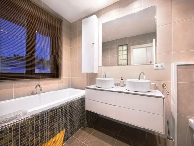 Villa Villa in Spanien mit Pool nahe Strand - Features photo 13