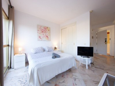 Apartment Studio in Marbella mit Pool am Strand - Features photo 10