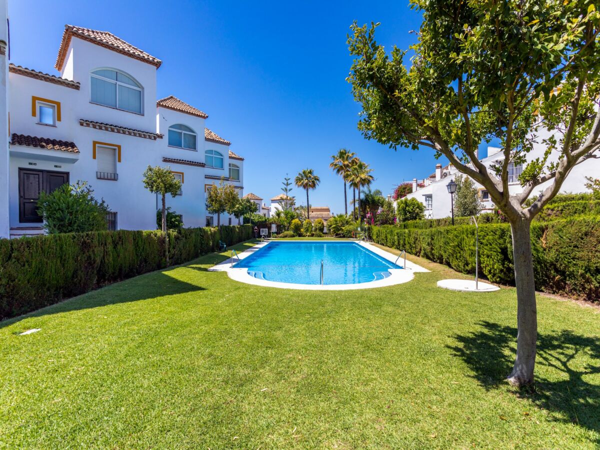 Apartment Apartment in Marbella near Costabella Beach - Outdoor photo 2