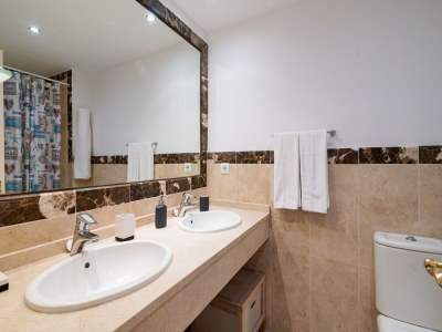Apartment Apartment in Elviria near Marbella Beach - Features photo 9