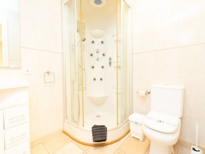 Villa Villa in Marbella mit Pool und Strandnähe - Features photo 10