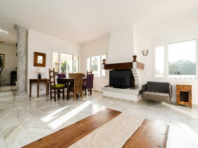 Villa Villa in Marbella mit Pool und Strandnähe - Features photo 13