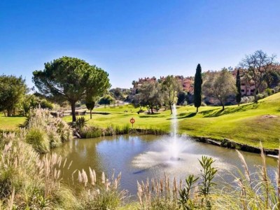 Apartment Modern Apartment with Pool - Environment photo 18
