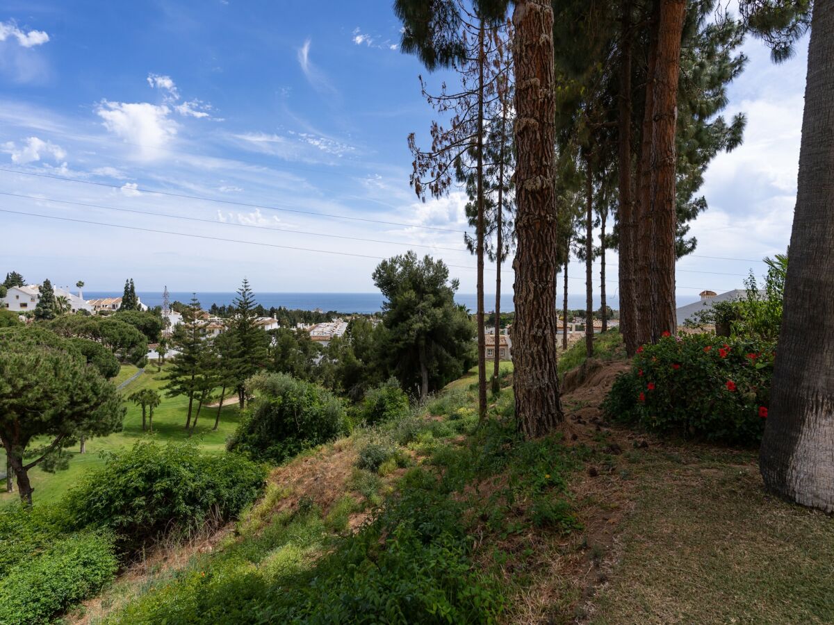 Apartment Apartment in Mijas Costa near Beaches - Outdoor photo 2