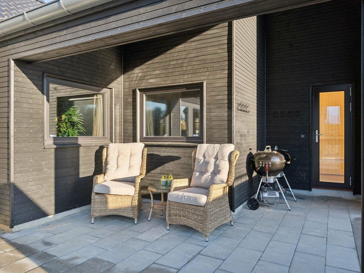 Holiday house 5 star holiday home in Vejers Strand - Outdoor photo 2