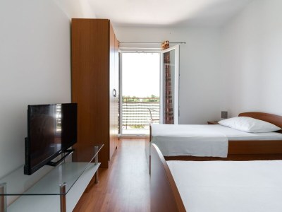 Apartment Holiday Home in Rogoznica near Beach - Features photo 20