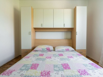 Apartment Holiday Home in Rogoznica near Beach - Features photo 27