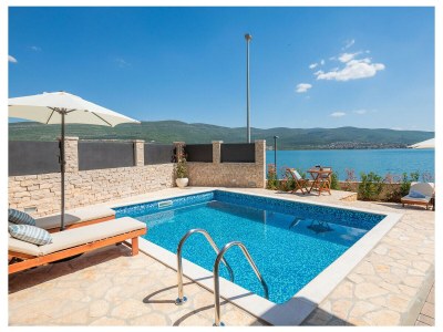 Villa Beachfront villa Noa with heated pool - Outdoor photo 2