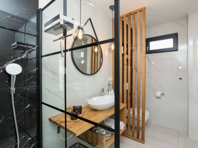 Villa Villa Barbara with heated pool - Features photo 46