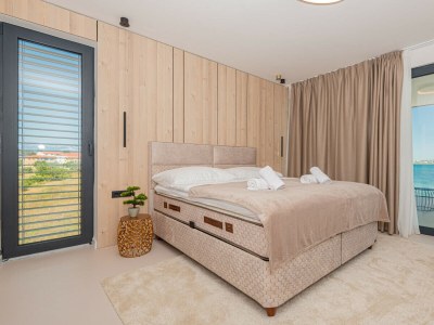 Villa Seafront Villa Serena with pool and seaview - Features photo 23