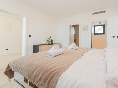 Villa Seafront Villa Serena with pool and seaview - Features photo 26